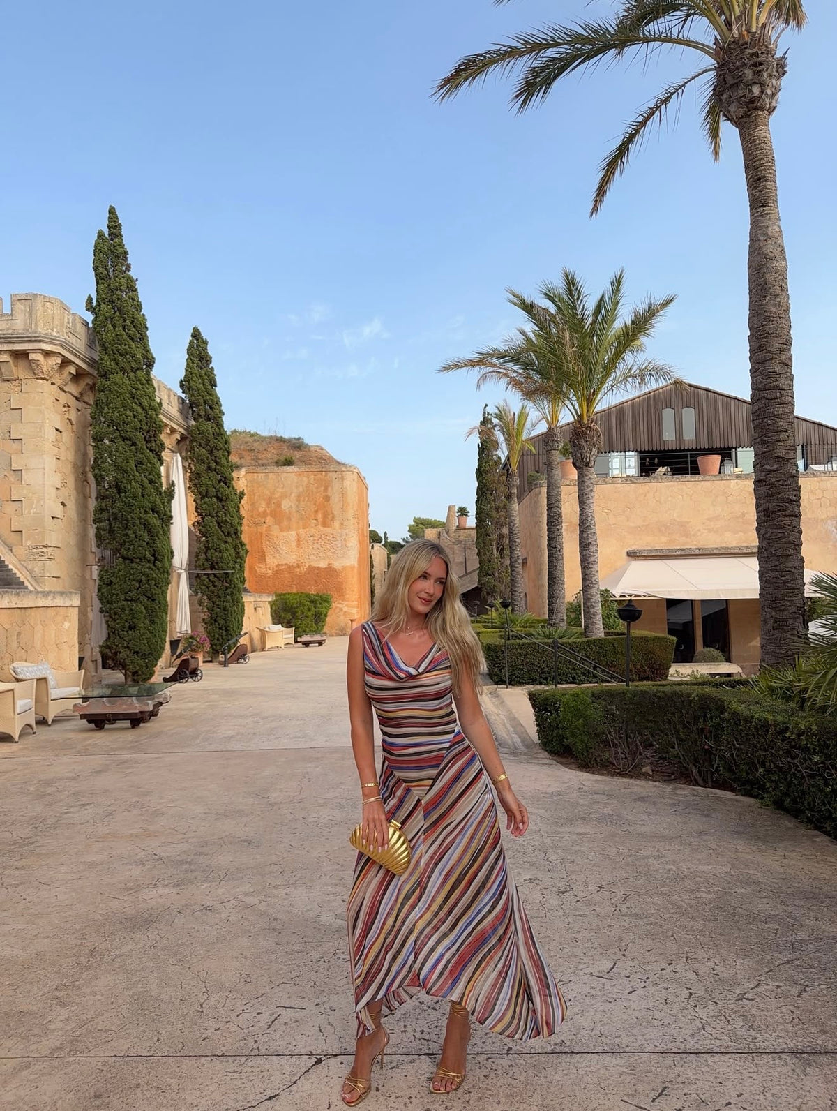 Réalisation Par The Cora Dress