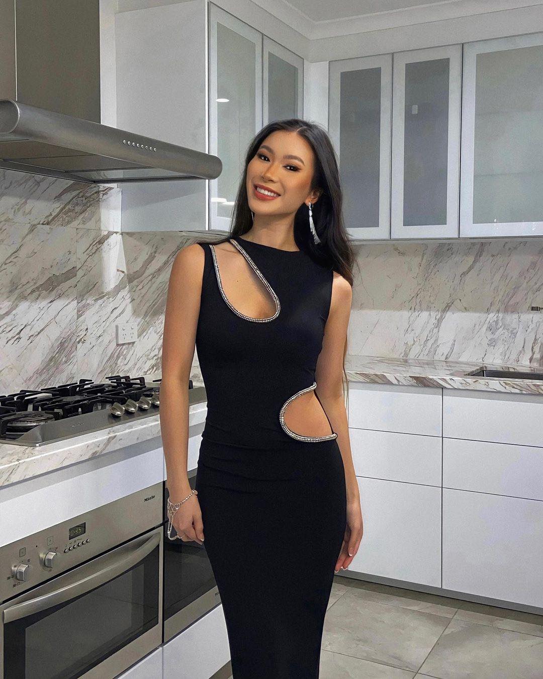 Ivona Skelo Vivia Dress